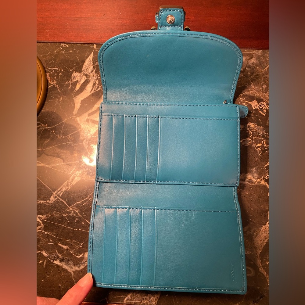 Coach Embossed Teal Leather Wallet - Picture 3 of 3